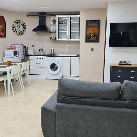 Apartamentos Porvera Jerez Centro Jerez de la Frontera Luaran gambar
