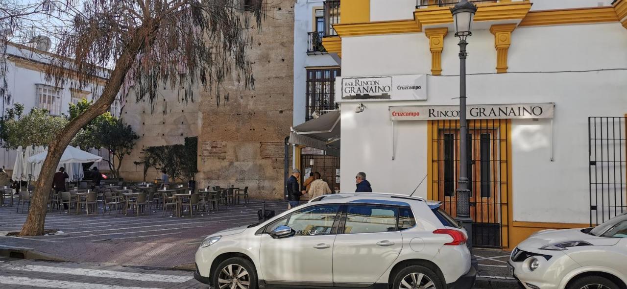 Apartamentos Porvera Jerez Centro Jerez de la Frontera Luaran gambar