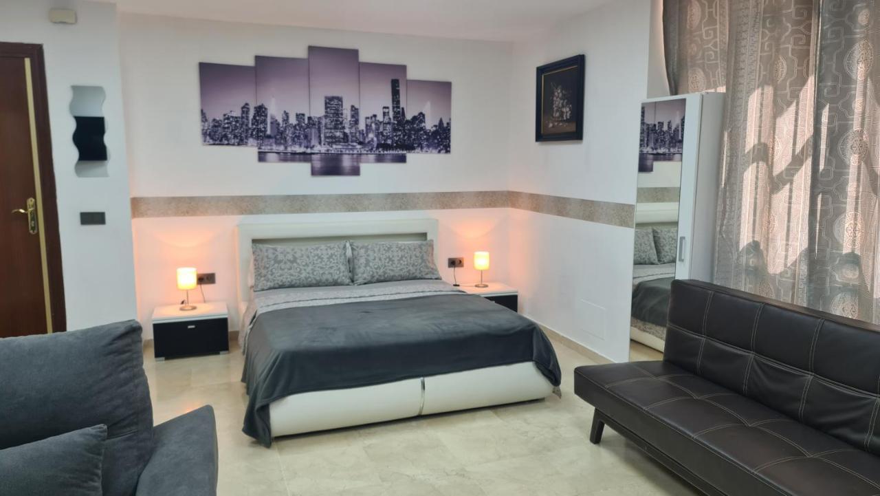 Apartamentos Porvera Jerez Centro Jerez de la Frontera Luaran gambar